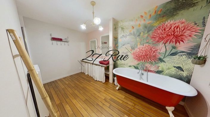 Image No.7-5 Bed House for sale