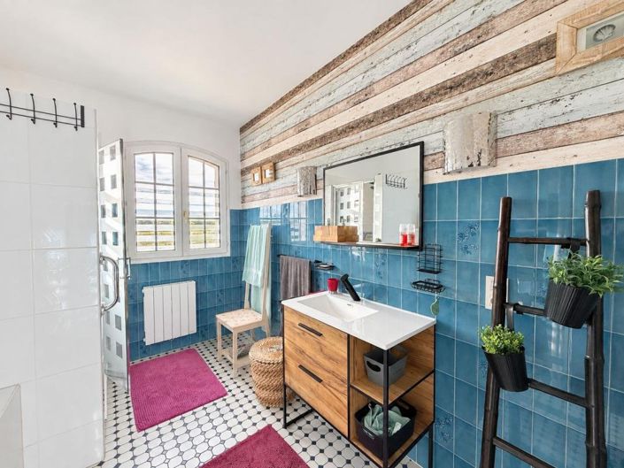 Image No.8-4 Bed House for sale