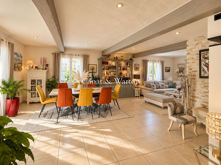 Image No.6-4 Bed House for sale