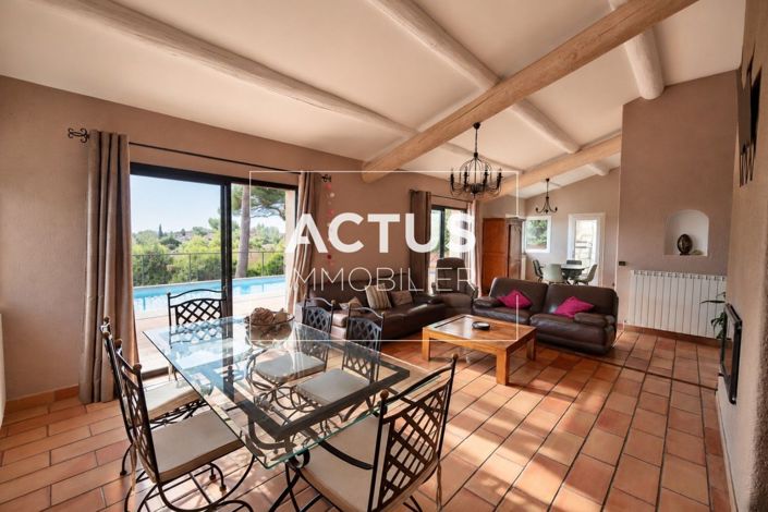 Image No.3-5 Bed House for sale