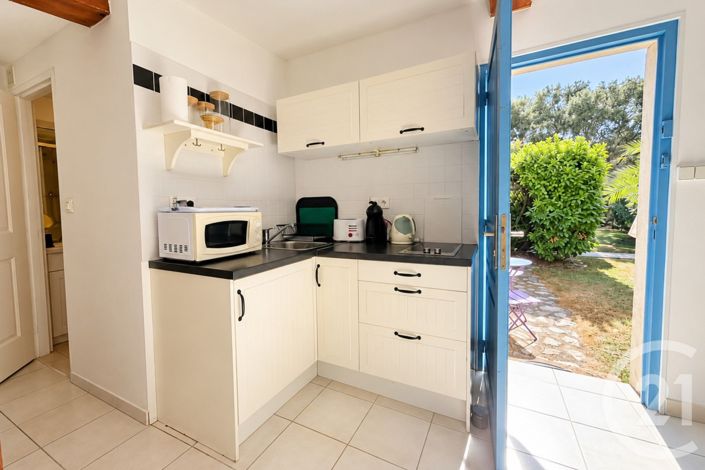 Image No.13-2 Bed House for sale