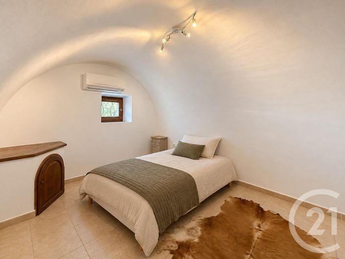 Image No.13-3 Bed House for sale