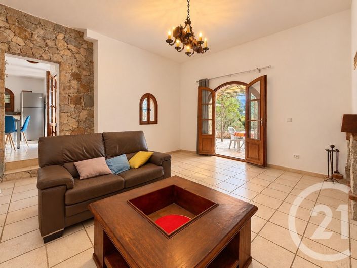 Image No.5-3 Bed House for sale