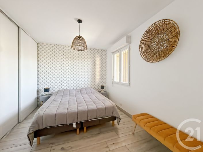 Image No.11-1 Bed Apartment for sale