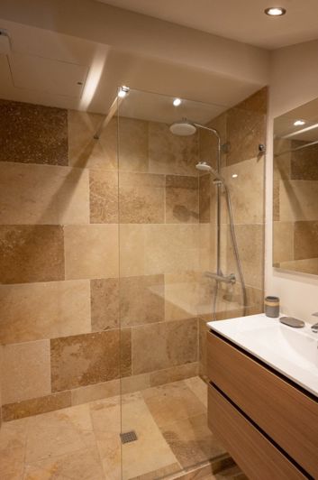 Image No.12-3 Bed House for sale