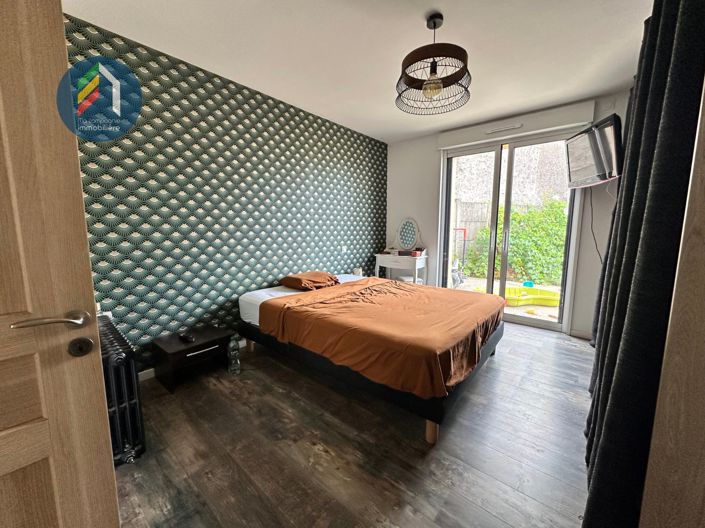 Image No.7-5 Bed House for sale