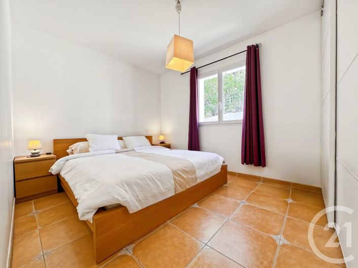 Image No.15-5 Bed House for sale