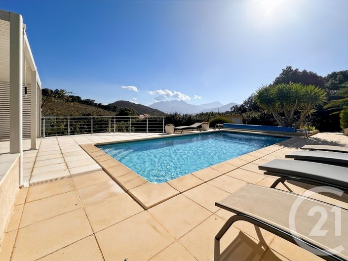 Image No.4-5 Bed House for sale