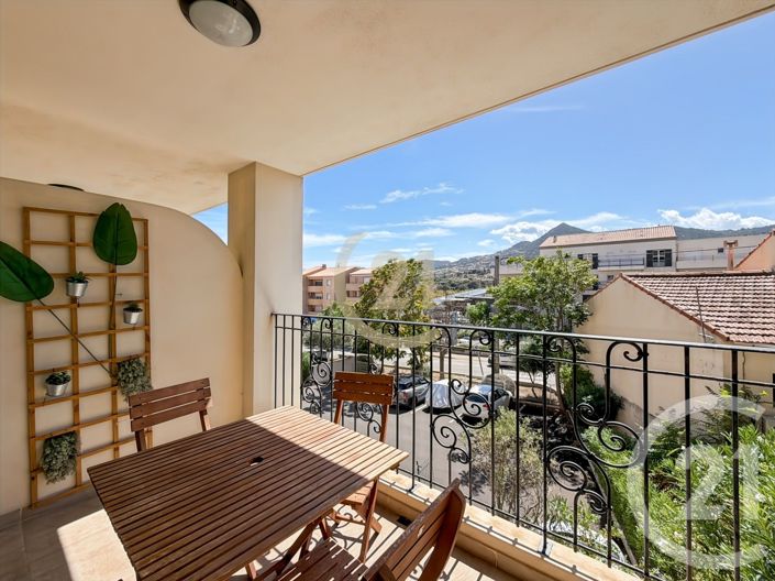 Image No.10-1 Bed Apartment for sale