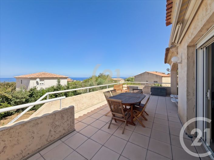Image No.10-5 Bed House for sale