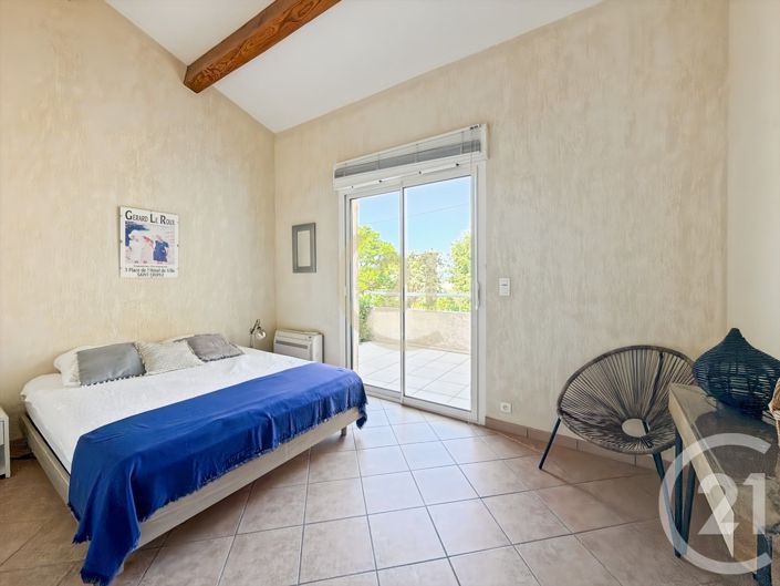 Image No.22-5 Bed House for sale