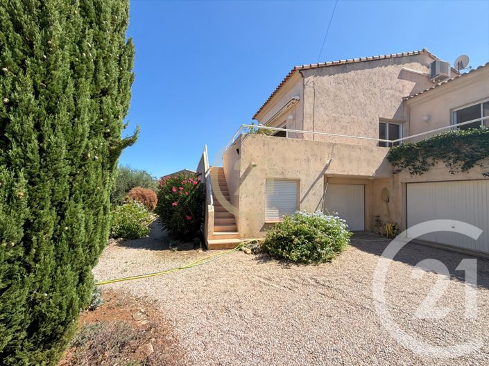 Image No.27-5 Bed House for sale