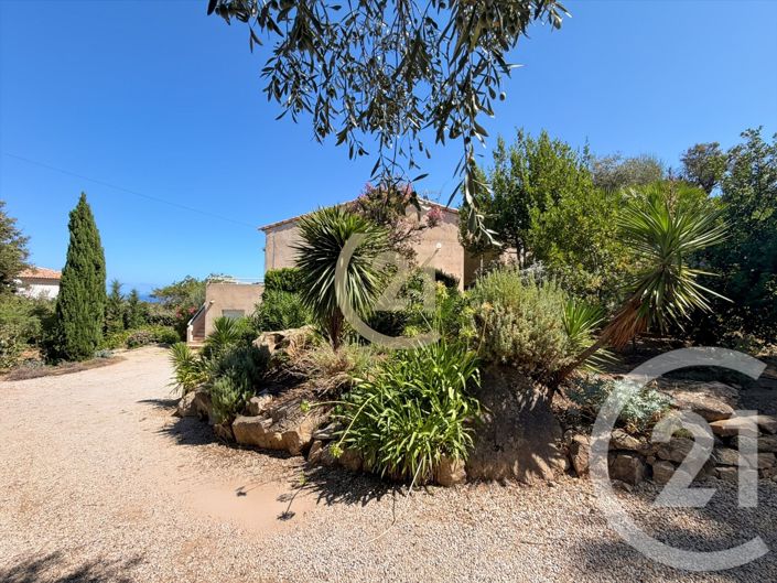 Image No.28-5 Bed House for sale