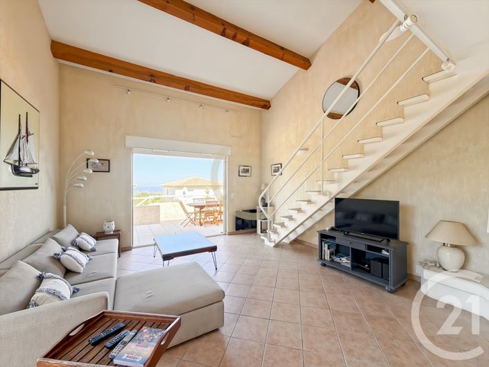Image No.3-5 Bed House for sale