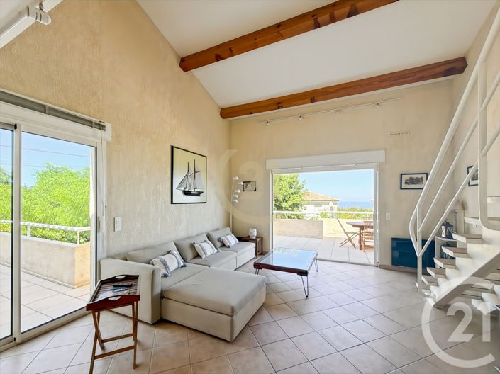 Image No.4-5 Bed House for sale