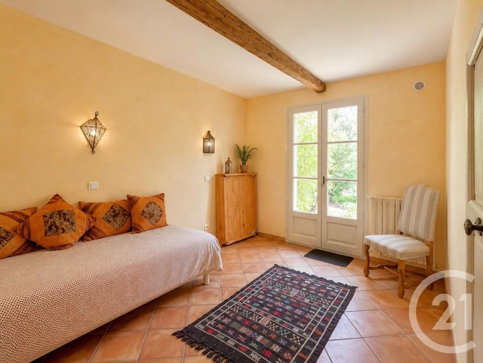 Image No.12-3 Bed House for sale