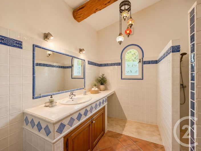 Image No.16-3 Bed House for sale