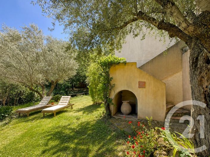 Image No.19-3 Bed House for sale