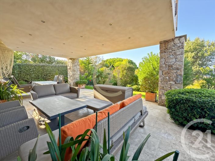 Image No.6-5 Bed House for sale