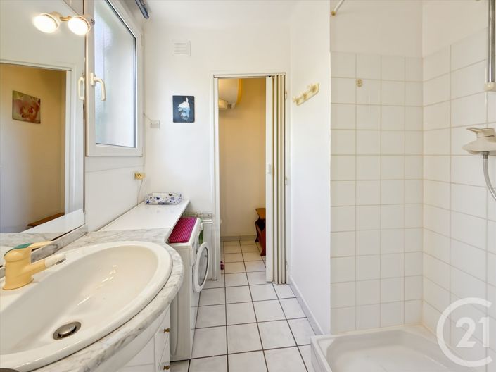 Image No.9-1 Bed Apartment for sale