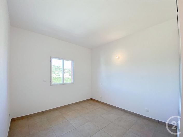 Image No.10-1 Bed Apartment for sale