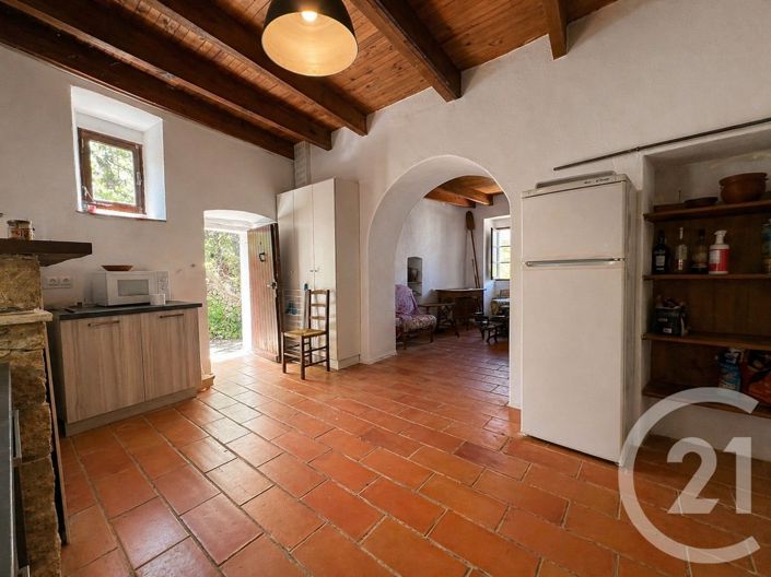 Image No.5-2 Bed House for sale