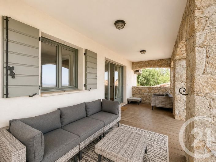 Image No.25-5 Bed House for sale