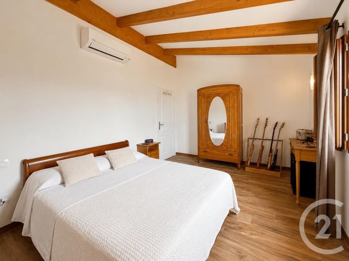 Image No.24-2 Bed House for sale