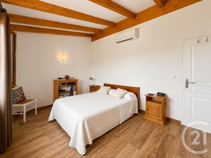 Image No.25-2 Bed House for sale