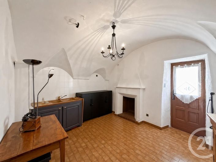 Image No.6-2 Bed House for sale