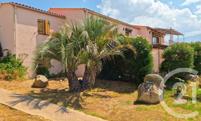 Image No.16-6 Bed House for sale