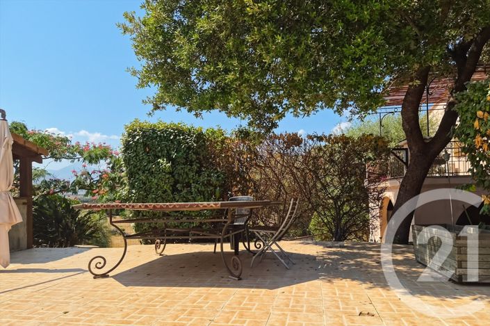 Image No.19-6 Bed House for sale