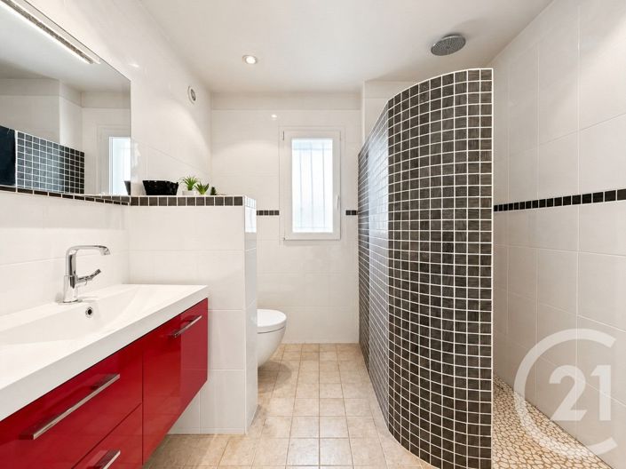 Image No.19-4 Bed House for sale