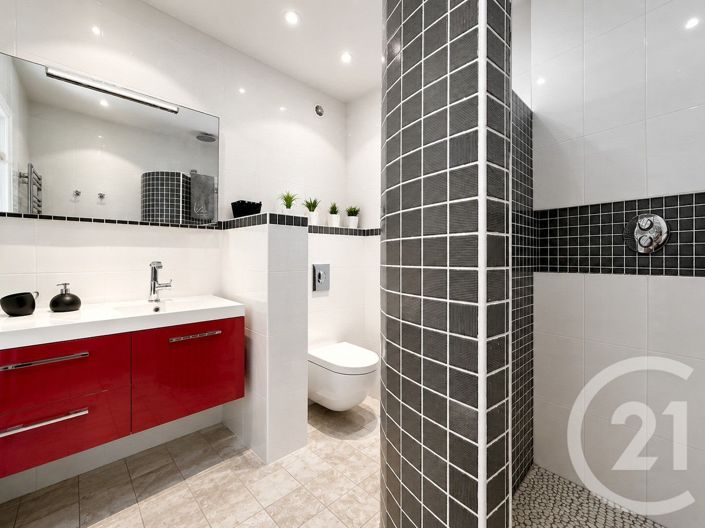 Image No.20-4 Bed House for sale