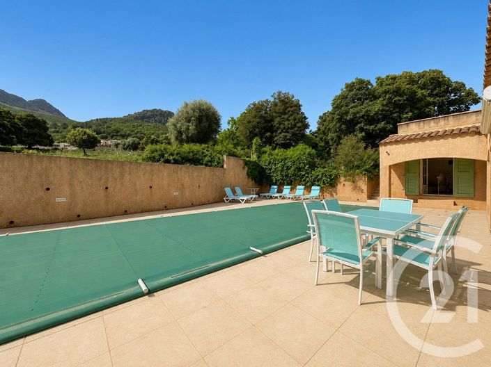 Image No.24-4 Bed House for sale