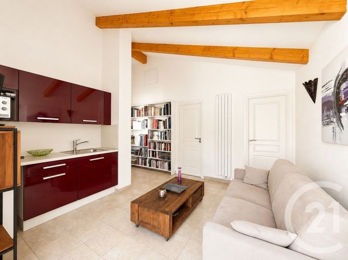 Image No.26-4 Bed House for sale