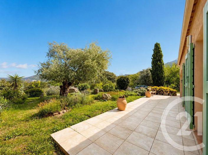 Image No.34-4 Bed House for sale