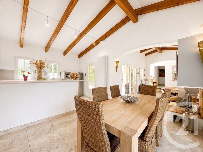 Image No.4-4 Bed House for sale