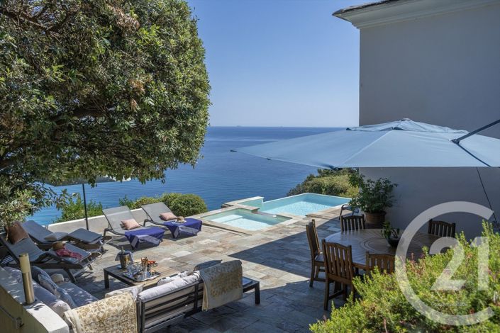 Image No.3-4 Bed House for sale