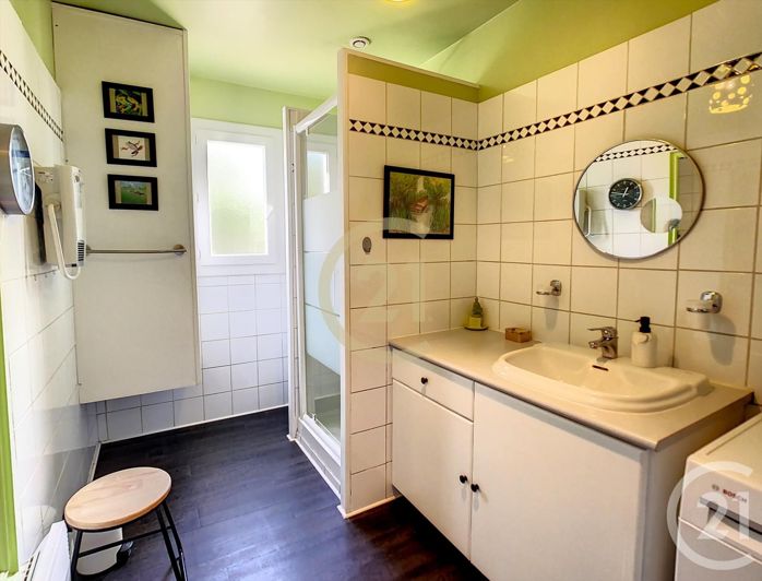 Image No.17-2 Bed House for sale