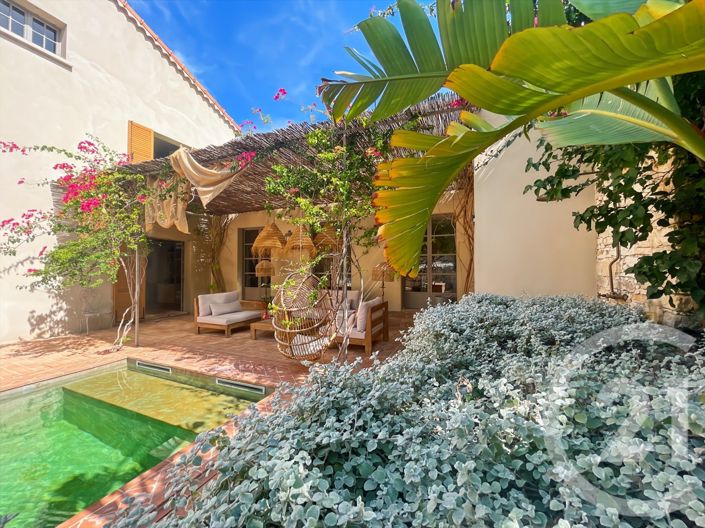 Image No.24-6 Bed House for sale