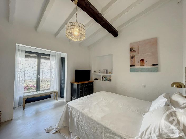 Image No.12-5 Bed House for sale