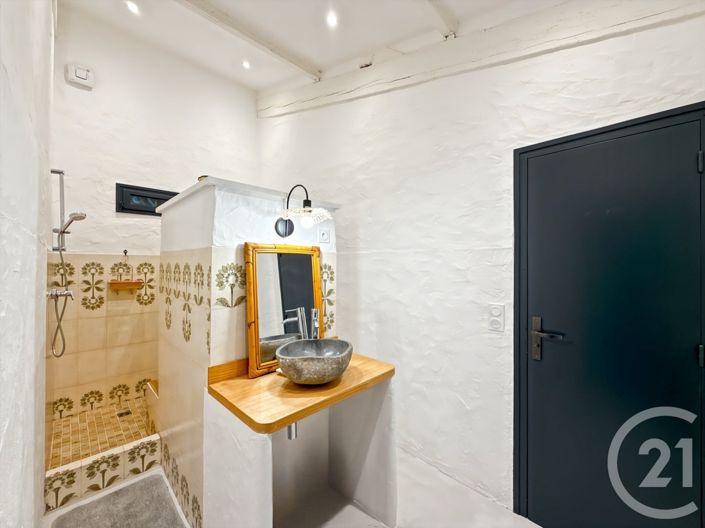 Image No.17-5 Bed House for sale