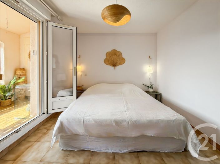 Image No.11-1 Bed Apartment for sale
