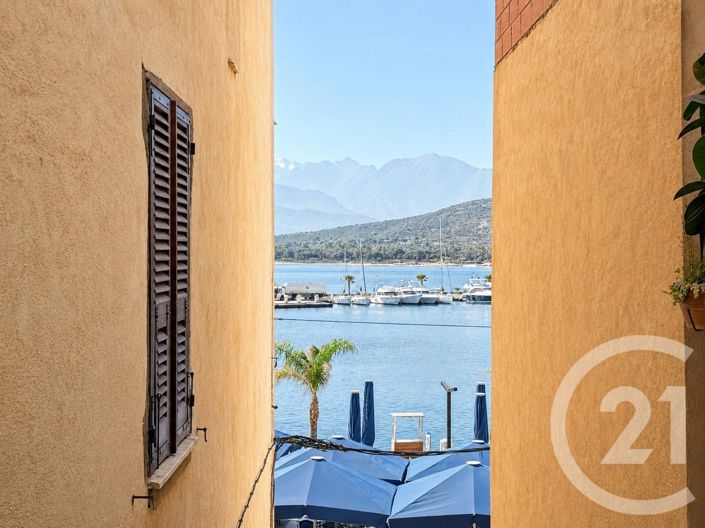 Image No.21-3 Bed Apartment for sale