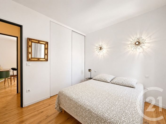 Image No.8-3 Bed Apartment for sale