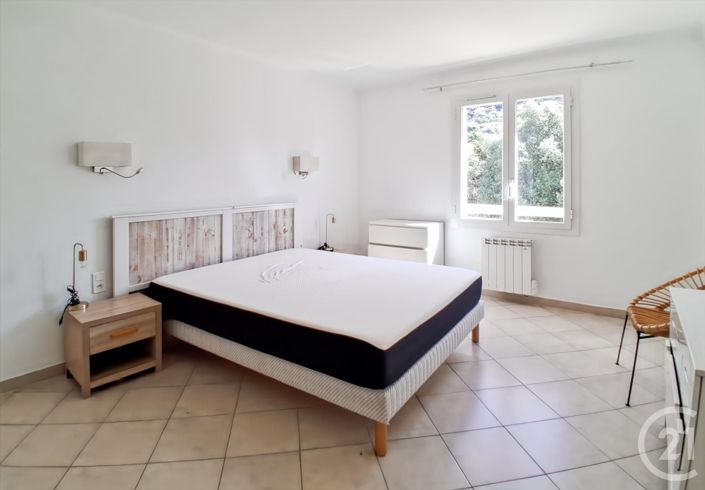 Image No.8-3 Bed Apartment for sale