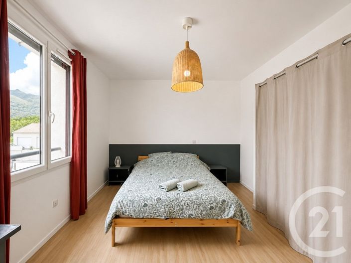 Image No.23-4 Bed House for sale