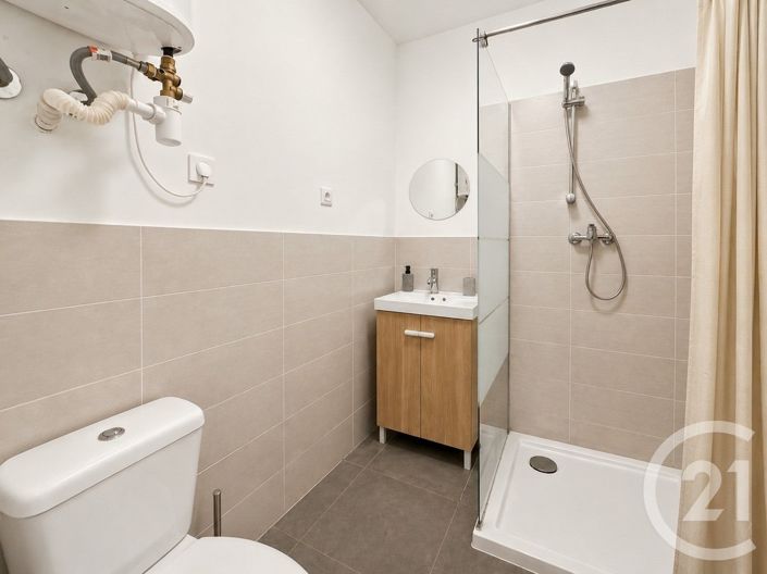 Image No.8-Appartement de 4 chambres à vendre
