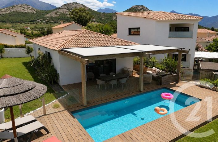 Image No.24-5 Bed House for sale